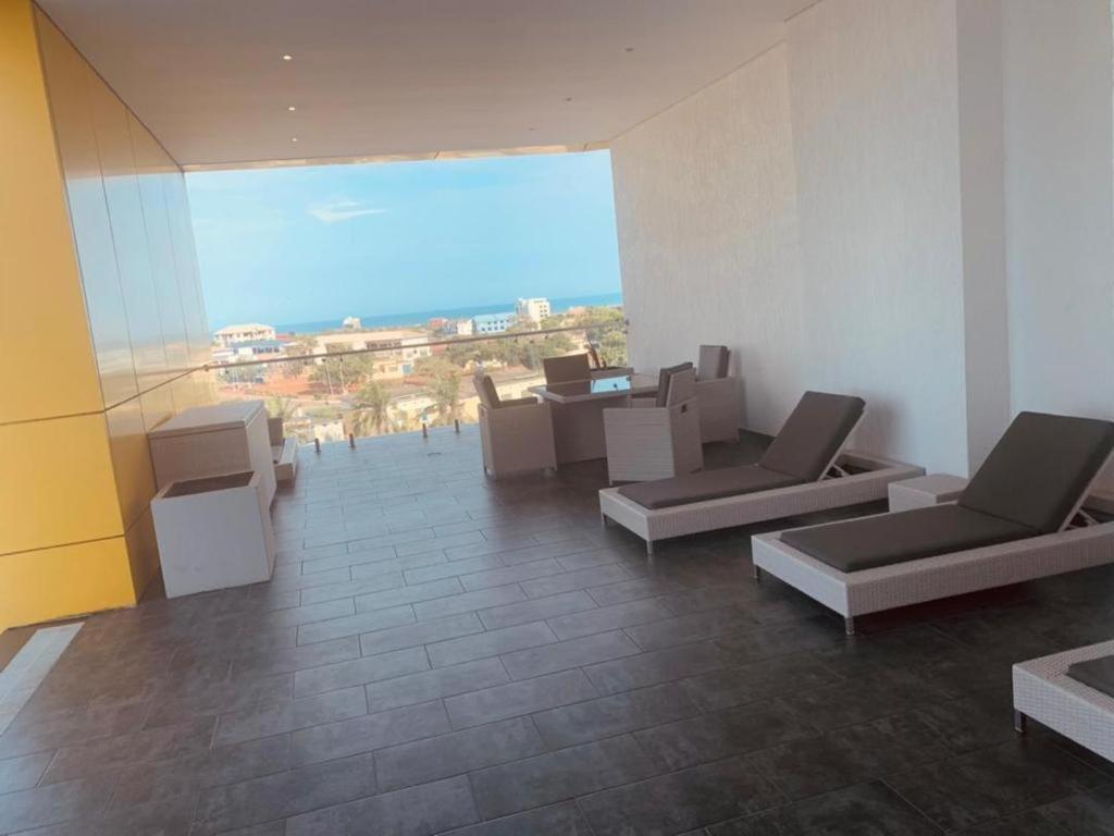 Luxury Labone Edge 2-Bedroom Apartment In Accra - Fivehills Homes Exterior photo